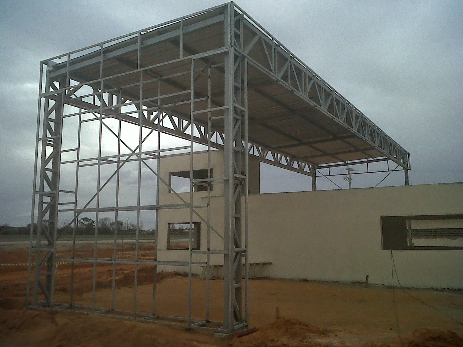 PORTICO COM 300 CHAPAS EM ACM  NATALRN